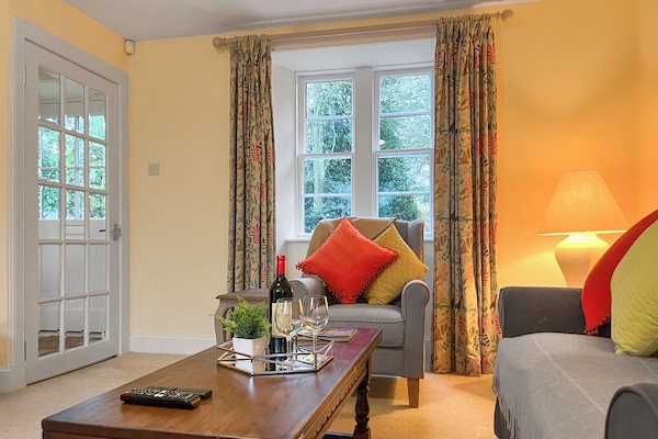 Living area | Baldowrie Lodge, Kettins, near Coupar Angus