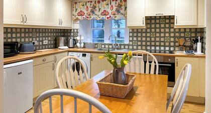 1 bedroom accommodation in Kettins, near Coupar Angus