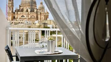 Luxury Apartment, City View | Terrace/patio