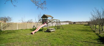 Caters for up to 8 guests in Worth village situated between Sandwich & Deal Kent
