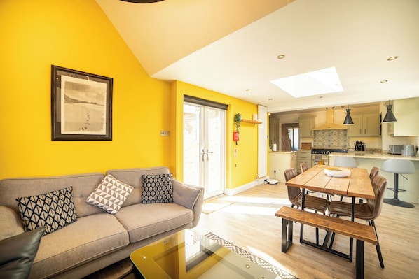 Älytelevisio, pöytätennispöytä