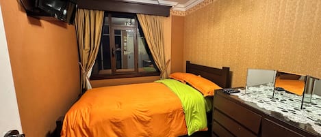 3 間睡房、手提電腦工作空間、熨斗/熨衫板、免費 Wi-Fi