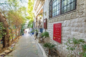 Entrée de l’hébergement