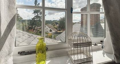 2 bedroom accommodation in Kington