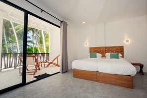 In-room safe, iron/ironing board, free WiFi, bed sheets - Azul Retreat (Dhigurah)