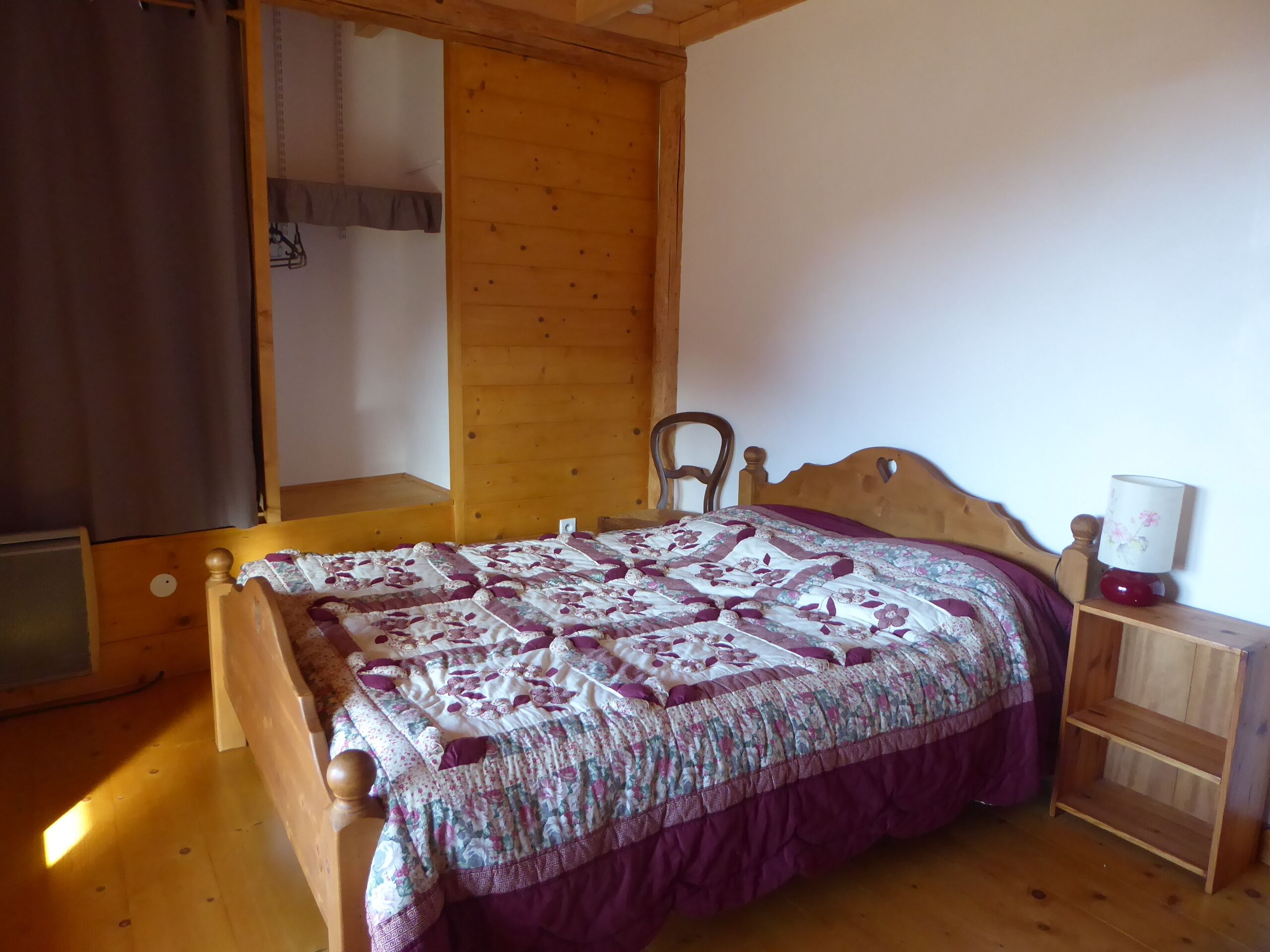 3 sovrum, strykjärn/strykbräda, resesäng och sängkläder