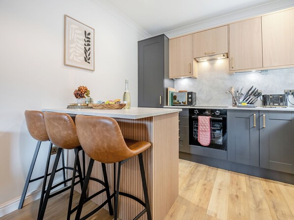 Dishwasher, high chair