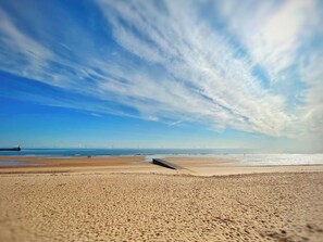 Beach - 3 bedroom accommodation in Blyth (Blyth)