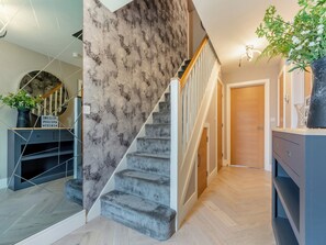 Interior - 3 bedroom accommodation in Blyth (Blyth)