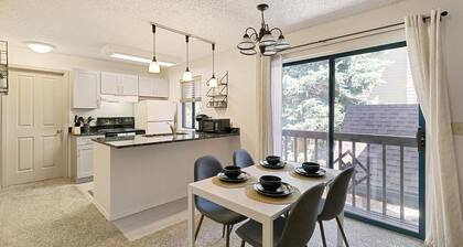 DTC Apartment! Perfect for Your Extended Stay!