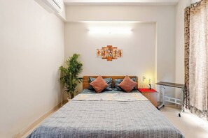 2 bedrooms, WiFi, bed sheets - Chic 2-bedroom apartment with WiFi, AC in charming Noida (Noida)