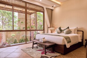 4 habitaciones, tabla de planchar con plancha y wifi