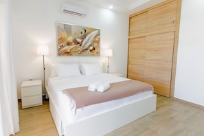 2 bedrooms, iron/ironing board, internet - Ground Floor with Pool, Downtown Nearby (Punta Cana)
