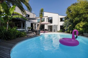 Piscine extérieure, piscine chauffée