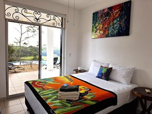 2 bedrooms, free WiFi, bed sheets - Villa Hermosa Claudia -Nature and relaxation- 5 minute drive to the beach (Jacó)
