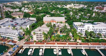 Hyatt Sunset Harbor. Available Oct 19 to 26. Studio. 3 night minimum rental.