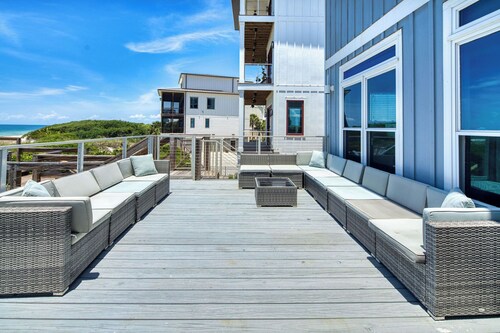 Goodwinds: Gulf-Front 4bd/3.5ba House on North Cape - Private & Spacious