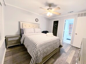 1 bedroom, desk, iron/ironing board, WiFi - Charming 1-bedroom apartment with WiFi, AC in delightful Dallas (Dallas)