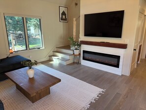 Smart-TV, Kamin
