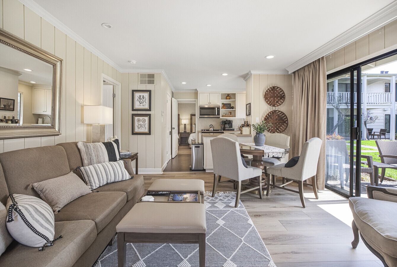 智能电视、壁炉