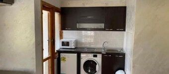 Varna Apartment - 5 minute walk from the beaches and the Sea Garden