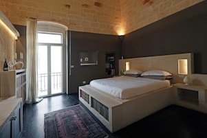 Luxury Room, Balcony, City View