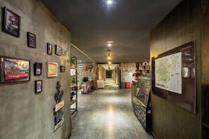 Unclassified image, 4 of 100, button - James Joyce Coffetel (Chengdu Jianshe Road Dongjiao Jiyi Square) (Chengdu)