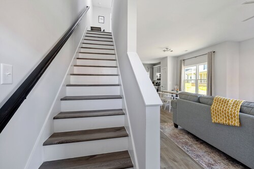 The Birch ~ Modern 3BR, Walk to DT Kannapolis