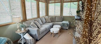 FAMILY RETREAT: SOGGY BEAR BOTTOM
