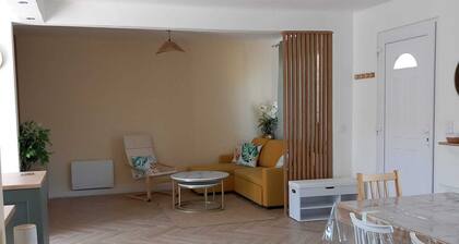 A cocoon near Beauval