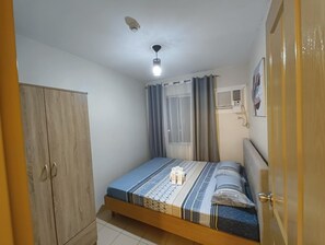 2 chambres, coffres-forts dans les chambres, Wi-Fi, draps fournis