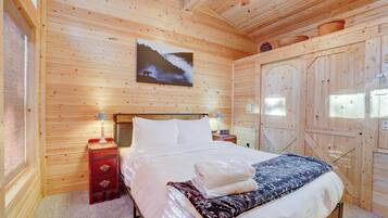 3 chambres, fer et planche à repasser, Wi-Fi gratuit, draps fournis