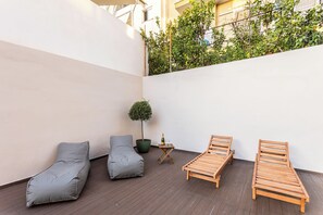 Terrace/patio - Grec Suites Dafni, Athens Family Apartment by GrecCollection (Dafni)