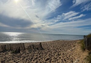Beach - Charming apartment with sea view (Saint-Pierre-d'Oléron)