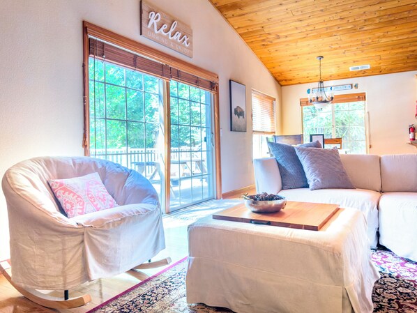 Smart TV, video games