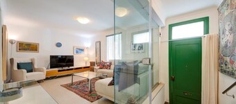 Valletta Elegant 3-Bedroom Home in Historic Centre by Malta Weekend