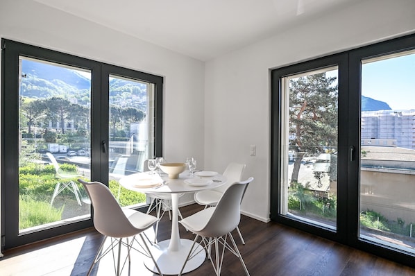 Apartamento, 1 habitación, vistas a la ciudad | Restauración