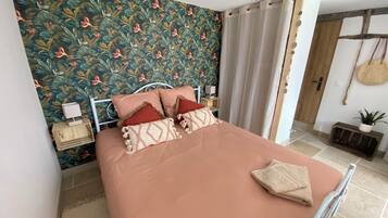 1 bedroom, iron/ironing board, travel crib, WiFi