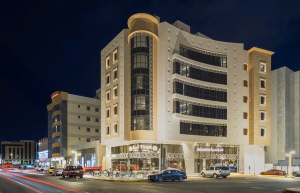 Front of property - Amriya Hotel (Madinah)