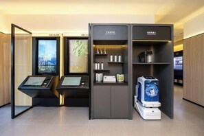 المنشأة من الد اخل