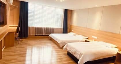 Fangxing Express Hotel (Shijiazhuang Luquan Zoo)