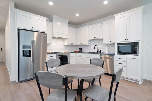 Brand New Modern Getaway on Private Land!