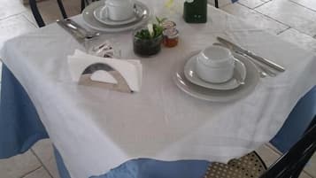Daily buffet breakfast (EUR 20 per person)