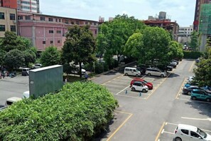 Property grounds - Pingyu Hotel (Pingyu)