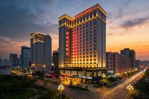 Exterior - Vienna Hotel (Dongguan Changping Avenue) (Dongguan)