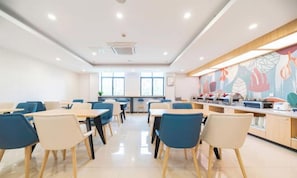 Dining - Gemeng Hotel (Shanghai Huinan Pazhou Commercial Plaza) (Shanghai)
