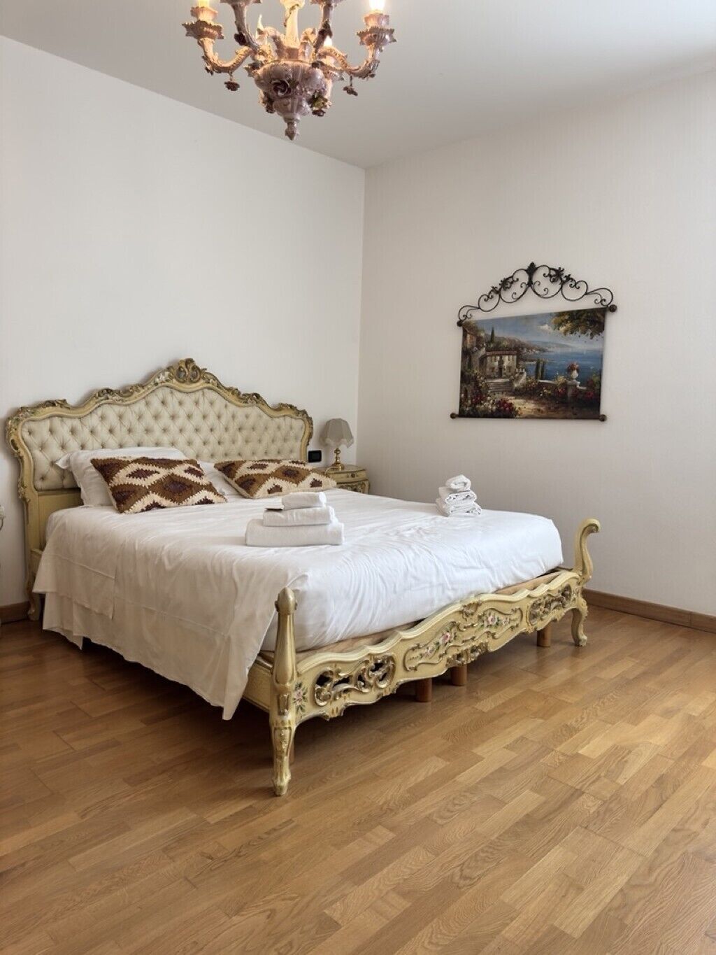 3 bedrooms, iron/ironing board, travel crib, WiFi