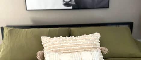 5 Schlafzimmer, Schreibtisch, kostenloses WLAN, Bettwäsche