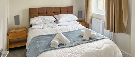 3 chambres, Wi-Fi gratuit, draps fournis