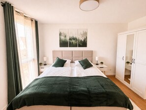 2 bedrooms, desk, iron/ironing board, free WiFi - Green time-out | New building • Proximity to the Black Forest - Parking lot (Ortenberg)